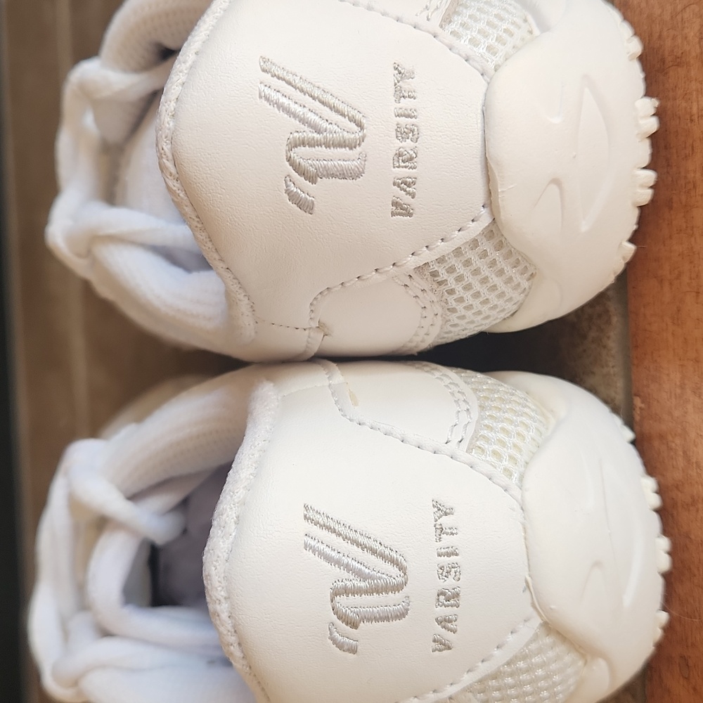 Varsity Girls Cheer Athletic Sneakers White Size Girls 2 - Picture 4 of 12